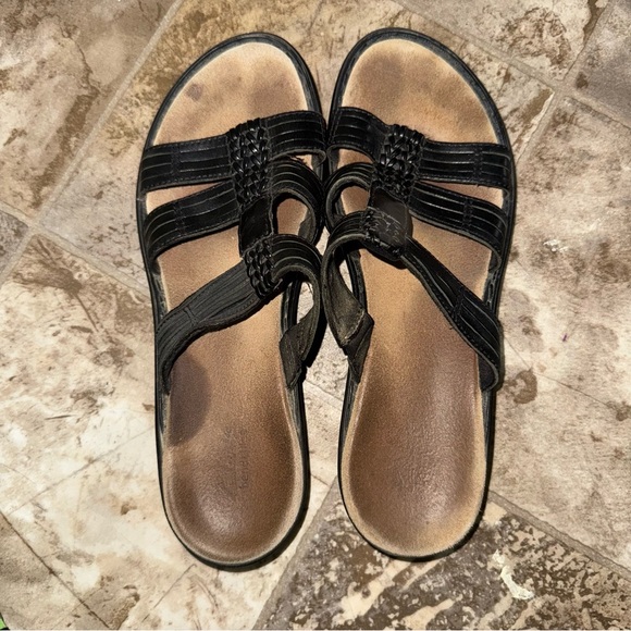 Women’s Clark’s Brand Black Real Leather Strappy Sandals Shoes Size 11/12 - Picture 5 of 15